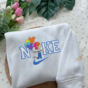 Carl and Ellie Embroidered Sweatshirt